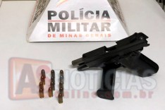 Homem é preso com uma pistola 380 carregada com a numeração raspada em Ferros 