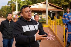 Pressão do Metabase faz Anglo pedir reunião sobre PLR