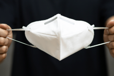 São Gonçalo desobriga uso de máscara em locais fechados