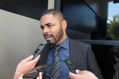 CMI aprova projeto que proíbe inaugurar obra inacabada