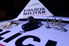 Tático Móvel prende homem com revolver e maconha no bairro Monsenhor José Lopes 