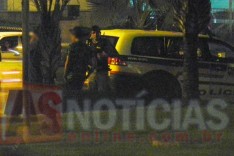 Bandido armado surpreende dois jovens e roubam seus celulares no Centro de Itabira 