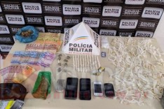 Com drogas, menores se escondem da PM em centro espírita