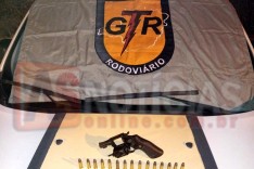 Grupo Tático Rodoviário (GTR) apreende revolver em Operação Impacto na MGC-120 em Nova Era