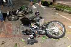 Motociclistas ficam feridos em acidente envolvendo três veículos na rotatória no bairro Amazonas em Itabira