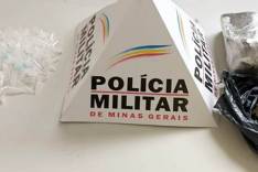  PM prende homem considerado foragido da justiça e apreende drogas no bairro Clóvis Alvim II