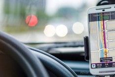 Montadora e concessionária terão que indenizar motorista por defeito em carro