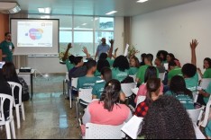 Câmara de São Gonçalo recebe estudantes de mais 5 cidades para discutir propostas da Plenária Regional