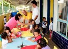 PREFEITO ANTÔNIO CARLOS VISITA ESCOLAS MUNICIPAIS NO PRIMEIRO DIA DE AULA