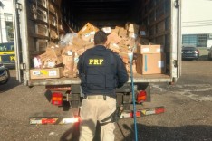 PRF recupera carga roubada e prende dois suspeitos