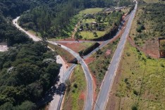 Ronaldo Magalhães entrega obra histórica
