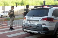 Homem tem veiculo VW Gol furtado na Vila Santa Rosa em Itabira