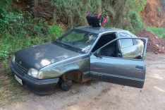 Denuncia anônima ajuda PM a localizar veiculo furtado no bairro Valença abandonado na localidade do Capão 