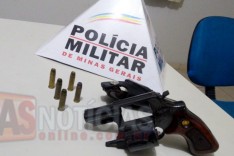 Rodoviários do GTR em operação no Chapada mais uma vez apreende revolver na MG-129 em Itabira 