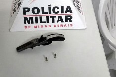 Polícia Militar apreende adolescente com uma garrucha carregada no bairro João XXIII.