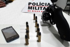 PM prende ex-presidiário que ganhou liberdade a menos de um mês com revolver no bairro Praia 