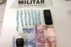 Policia Militar prende um homem e apreende pinos de cocaína no bairro Clóvis Alvim I