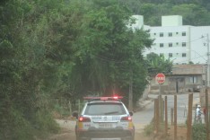 Bandidos abatem vaca em pasto e furta toda carne, deixando apenas o couro para o dono 