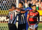 Galo vence de virada em Goiânia e reage no Brasileirão