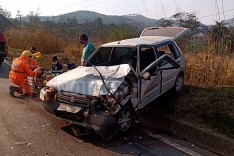 Após colidir contra um Fiat Uno caminhoneiro foge sem socorrer vitima na localidade do Engenho em Itabira