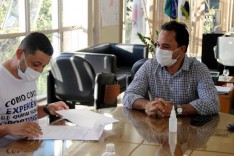 Presidente da Câmara de Itabira discute com o prefeito propostas para incentivo do primeiro emprego a jovens