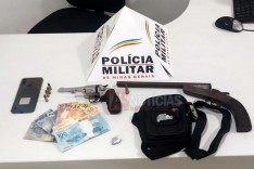 PM realiza Operação de combate a criminalidade prende suspeito com duas armas no bairro Pedreira em Itabira