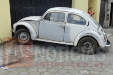 Depois de varias tentativas de furtar veículos jovem é preso depois de bater fusca na Vila Santa Izabel 