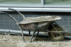 TJMG condena construtora por atraso na entrega de imóvel