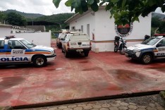 PM apreende adolescente suspeito de roubo ao ônibus da Empresa Santos e prende um homem por receptação