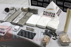 ROCCA prende suspeito com grande quantidade de drogas e munições no bairro Bethânia em Itabira