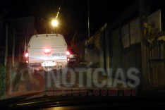 Bandidos armados assaltaram bar no bairro Gabiroba levando vários pertences 