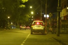 PM age rápido e prende suspeito de ter roubado duas vitimas no bairro Areão 