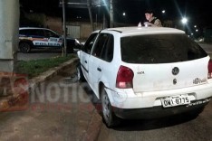 Homem é preso com suspeita de embriaguez e agressão depois de colidir veiculo no bairro Campestre em Itabira 