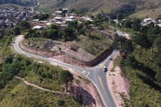 Ronaldo Magalhães entrega obras de pavimentação do Alto da Gaivota