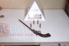 PM apreende um garruchão e munições na localidade Barro Branco em Ferros