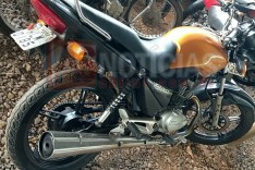 Denuncia anônima ajuda PM a localizar no bairro Juca Rosa moto furtada no pronto socorro de Itabira