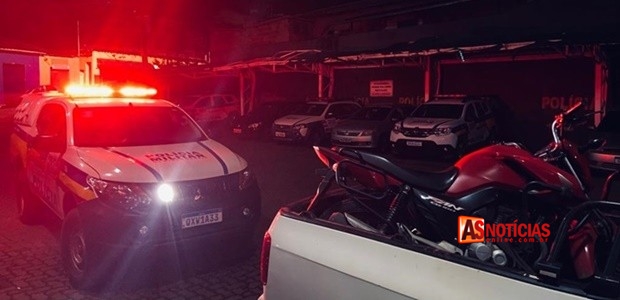 PM apreende menores suspeitos de assaltarem entregador de lanches em Santa Barbara	